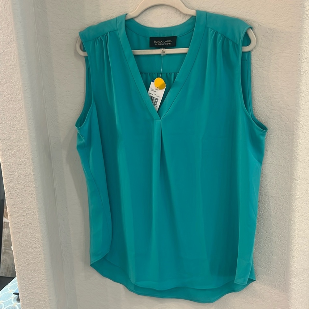 NWT - Black Label Evan Picone Blouse - Size XL